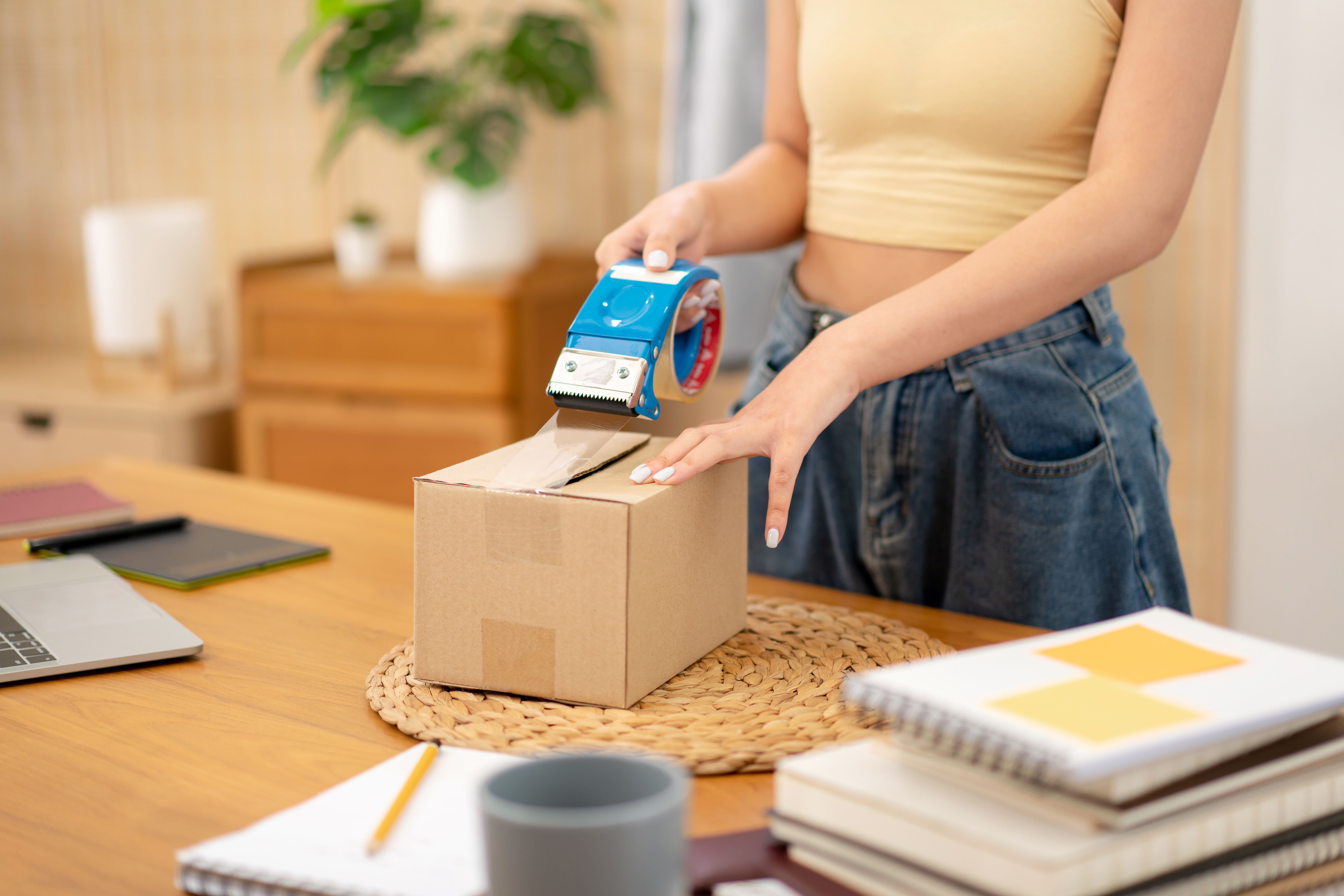 Biodegradowalne vs. kompostowalne – co naprawdę oznaczają te pojęcia w kontekście opakowań?